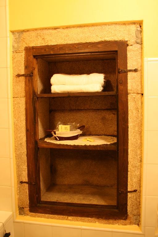 Rectoral de Goian Guest House Sarria Cameră foto