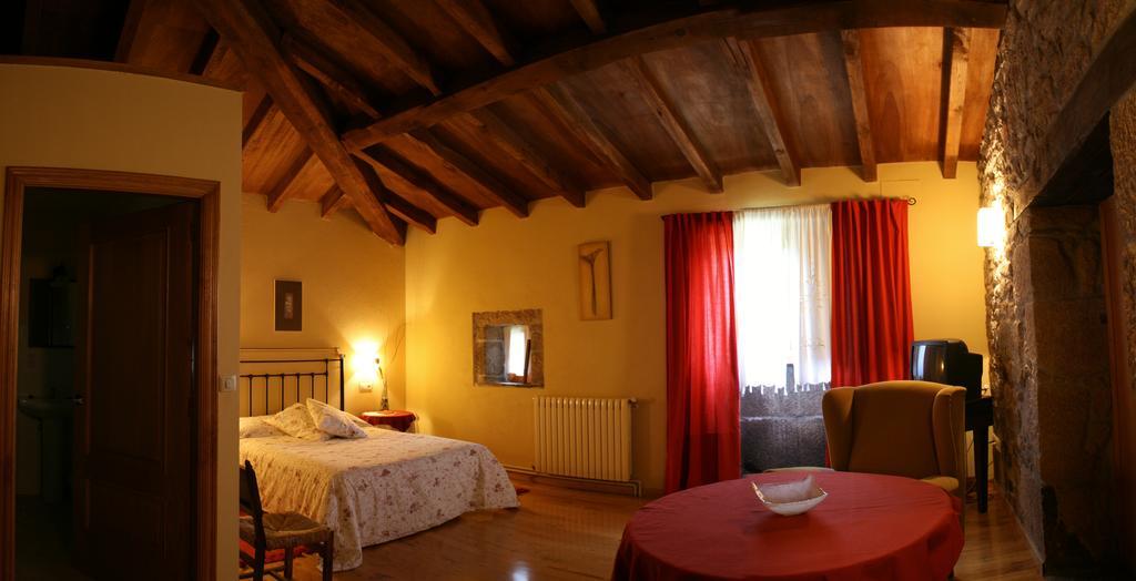 Rectoral de Goian Guest House Sarria Cameră foto
